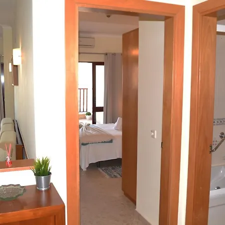 Clube Mar Flats * بورتيماو
